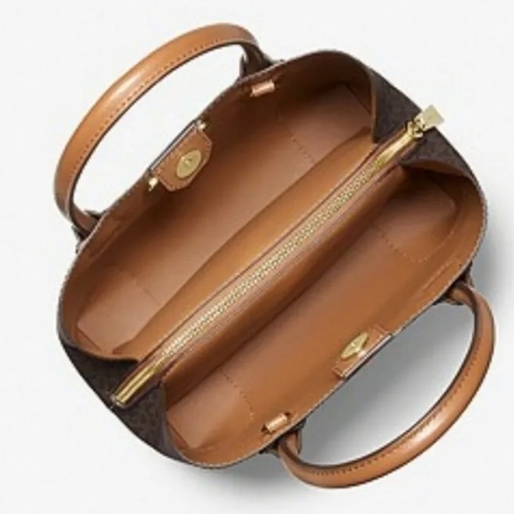 Michael Kors Mercer Gallery Medium Center Zip Tote - Picture 3 of 12